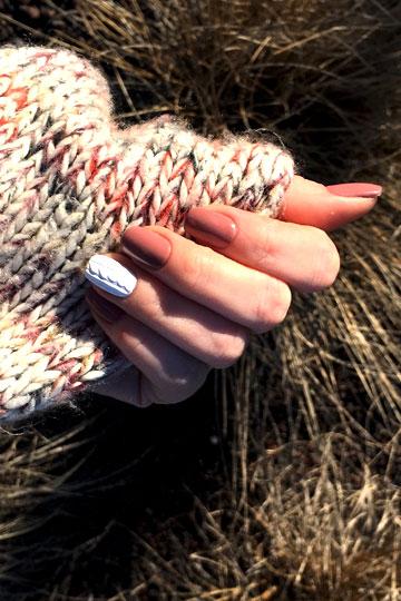 Déco nail art simple sur les ongles
